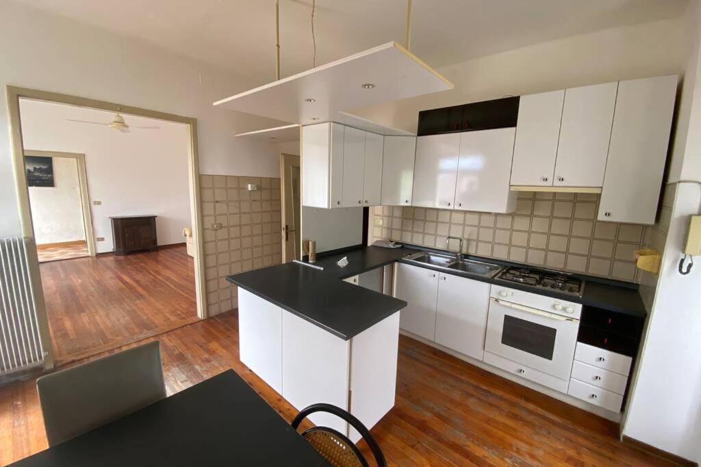 Cheap Apartment アルコ エクステリア 写真